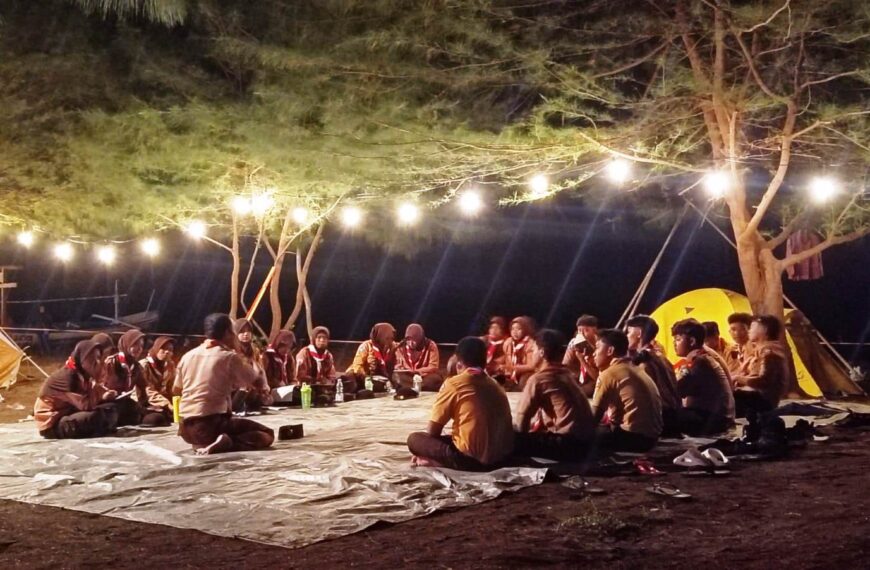 Pramuka Penegak SMAN 1 Wongsorejo Dapat Pembekalan Kehutanan dari Saka Wanabakti