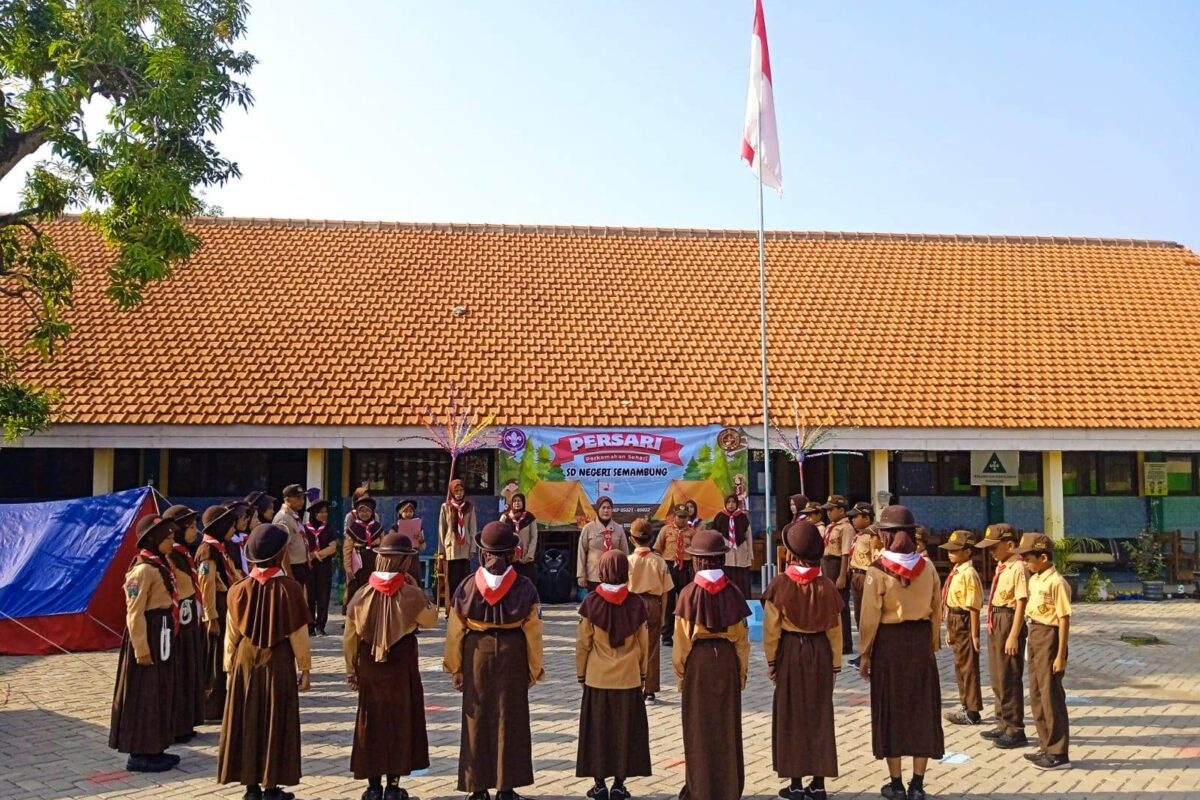 Satu Hari Belajar di Perkemahan, Seumur Hidup Menjadi Teladan, SD Negeri Semambung Gelar Persari