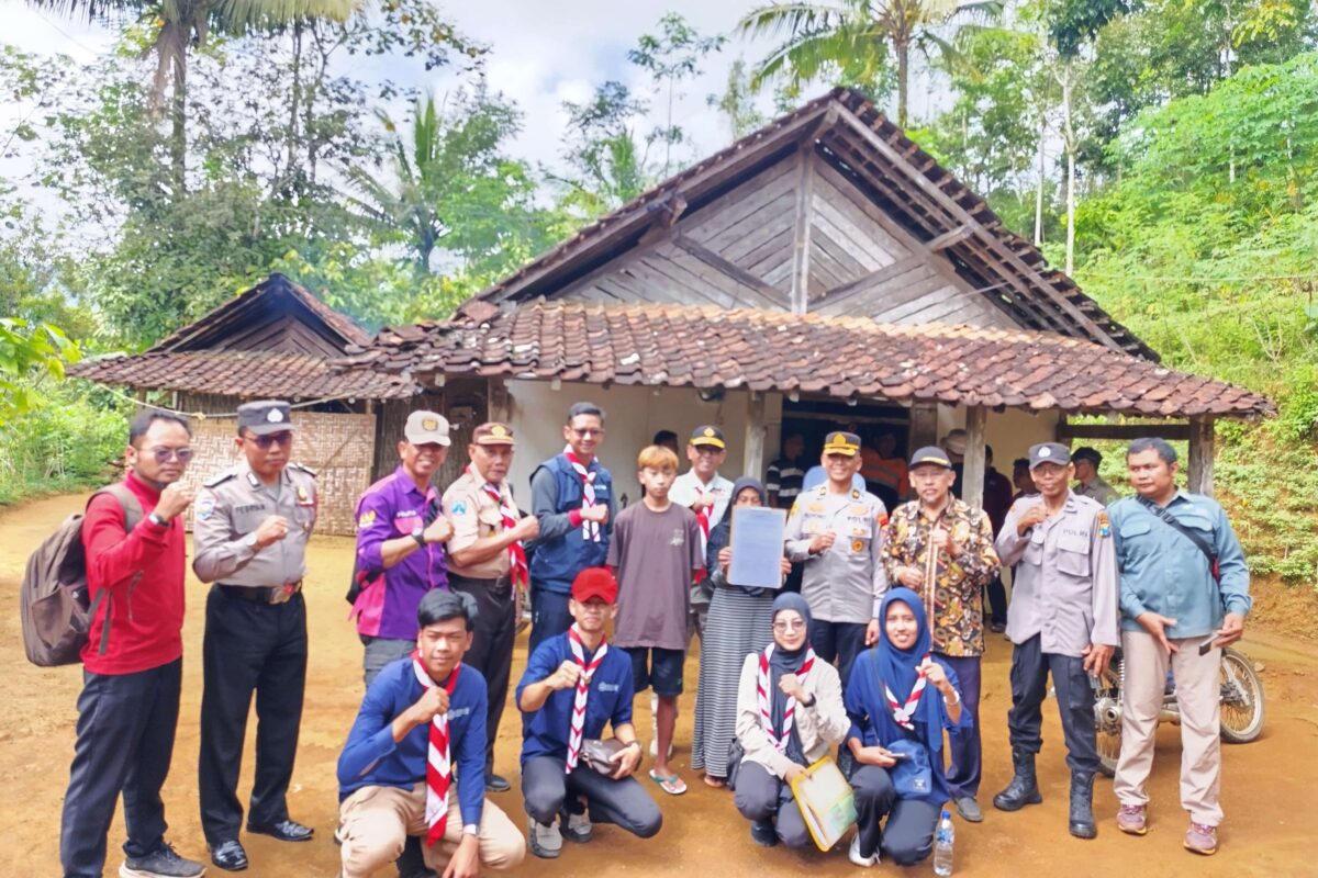 Guyub Rukun Bangun Sinergitas Melalui Perkemahan Wirakarya, Trenggalek Bersatu Sukseskan Pemugaran 20 Rumah