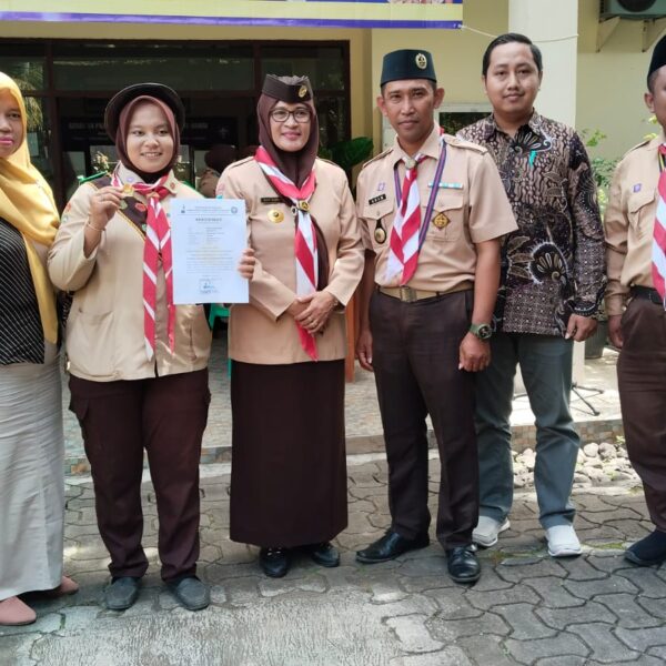 Sejarah Baru, Anggota Pramuka SMK Visi Global Banyuwangi…