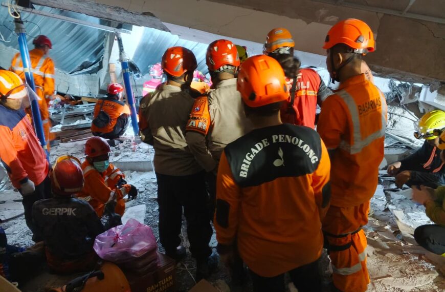 BP 1315 Pramuka Sidoarjo Bantu Proses Pencarian Korban…