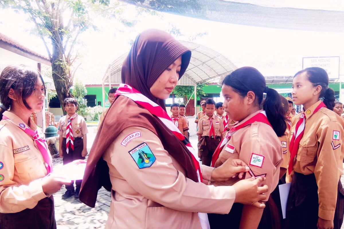 Pelantikan Penggalang Ramu SDN Kedungwonokerto: Selaraskan Pendidikan Modern dan Nilai-nilai Kepramukaan