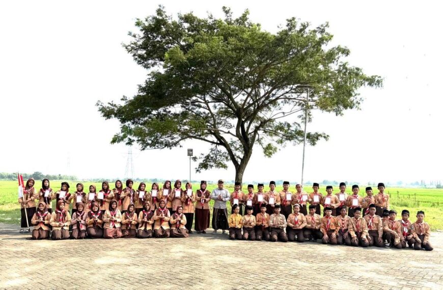 Menghidupkan Dasa Darma Pramuka: Inspirasi Kyai Maliki Muhadi bagi Generasi Muda SMP Unggulan Mardhotillah