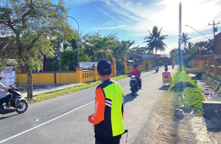 Sigap di Lapangan, Pramuli Kwarran Purwojati Kembali Atur Arus Lalu Lintas di Sekitar Posko APP KBL