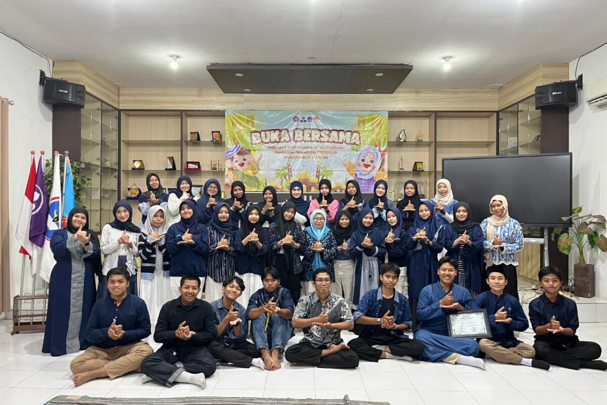 Mempererat Tali Persaudaraan: Ambalan SMAN 3 Sidoarjo Gelar Anjangsana dan Buka Bersama 2026