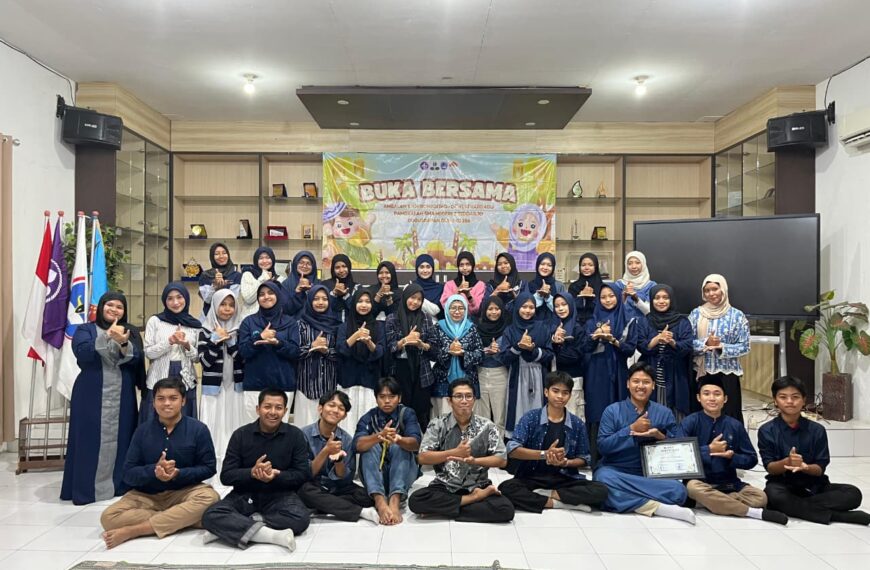 Mempererat Tali Persaudaraan: Ambalan SMAN 3 Sidoarjo Gelar Anjangsana dan Buka Bersama 2026