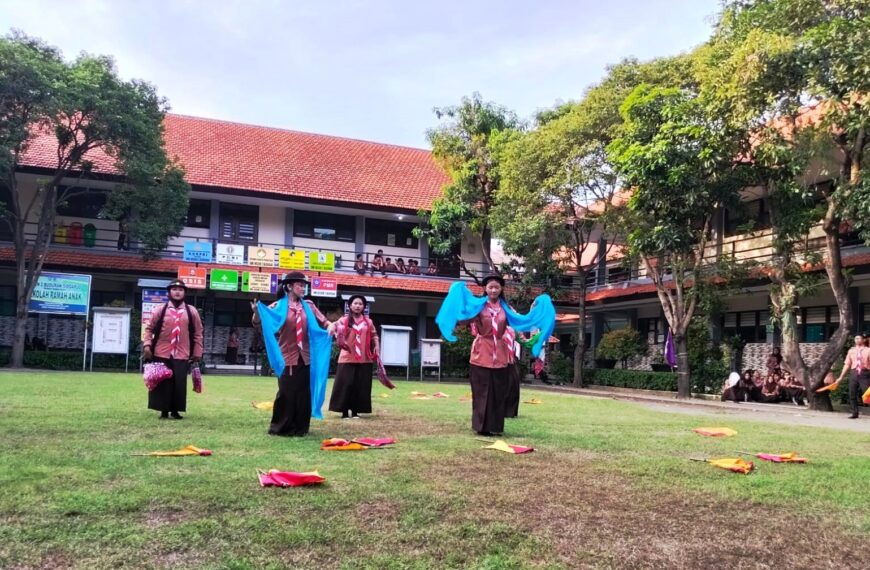 Selendang Warnai Penampilan Tari Kreasi pada Ajang Kompetensi Antar Ambalan II SMKN 2 Buduran 2026